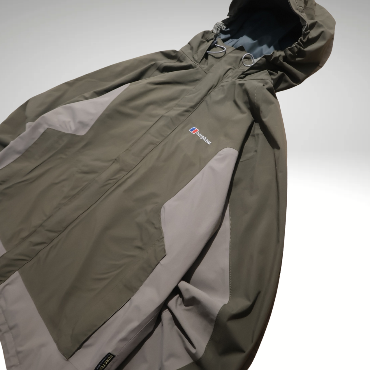 Mens Berghaus Khaki Coat (L) needs Ptp