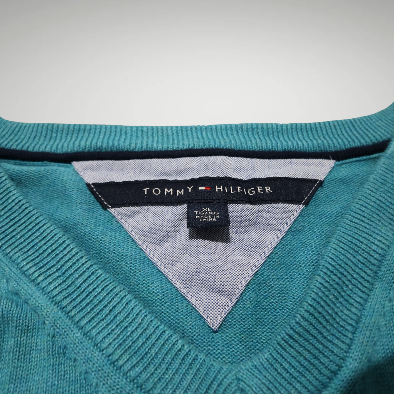 Men’s Blue Tommy Hilfiger Sweatshirt (XL)