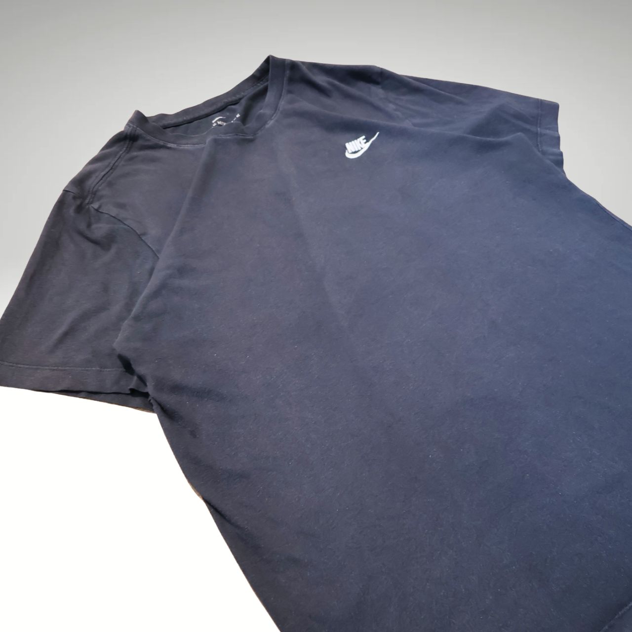 Men’s Plain Black Nike T-shirt (M)