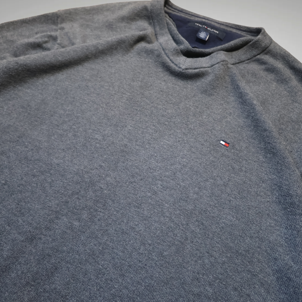 Men’s Grey Tommy Hilfiger Sweatshirt (L)